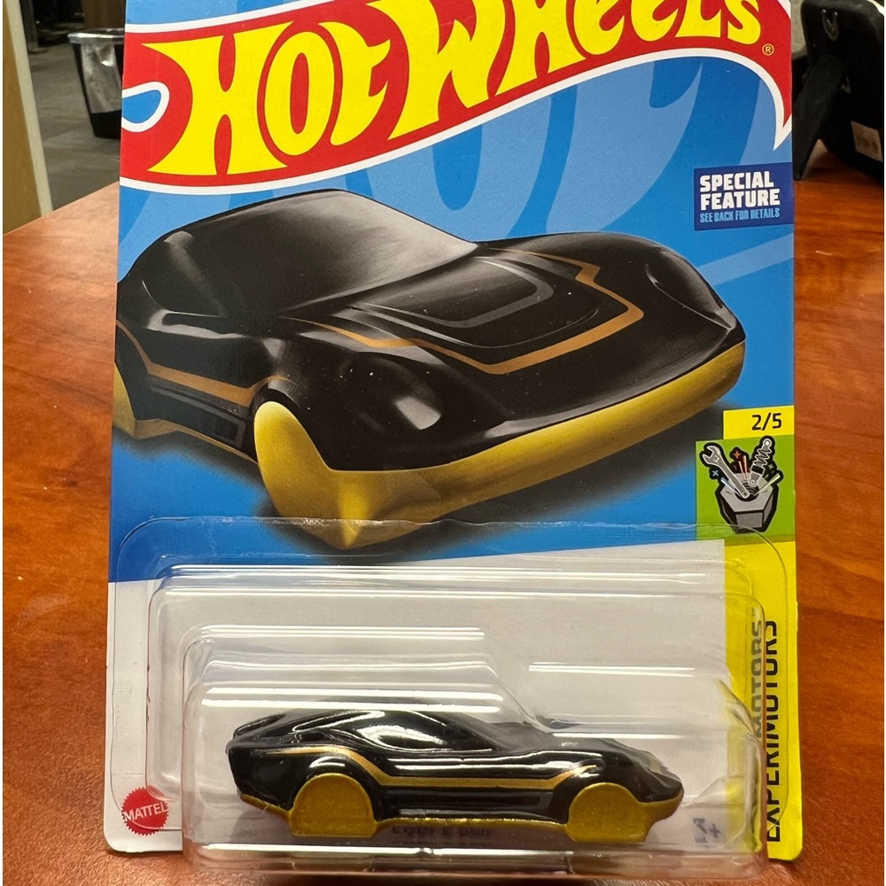 Hot Wheels coupe keychain clip - black #23/250 (2023)